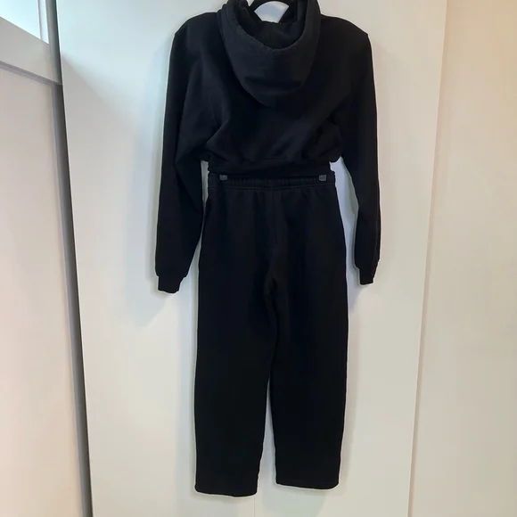 Aritzia Sweatfleece Cozy Fleece Sweatpants Boyfriend Fit Straight Leg Black XS - Picture 15 of 17